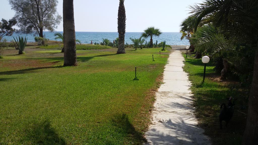 Sandy Beach Apartment 3 Voroklini Bagian luar foto