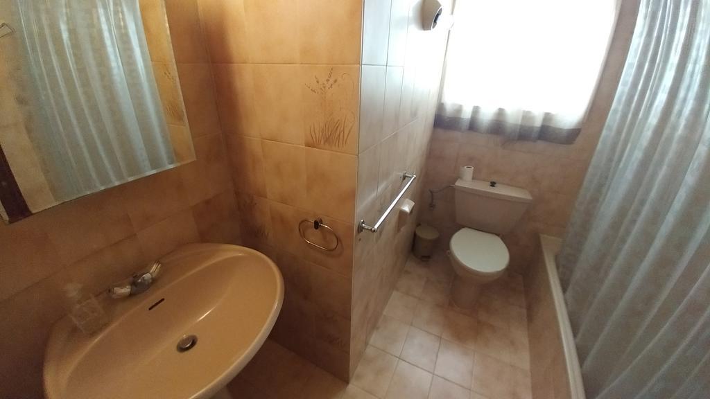 Sandy Beach Apartment 3 Voroklini Bagian luar foto