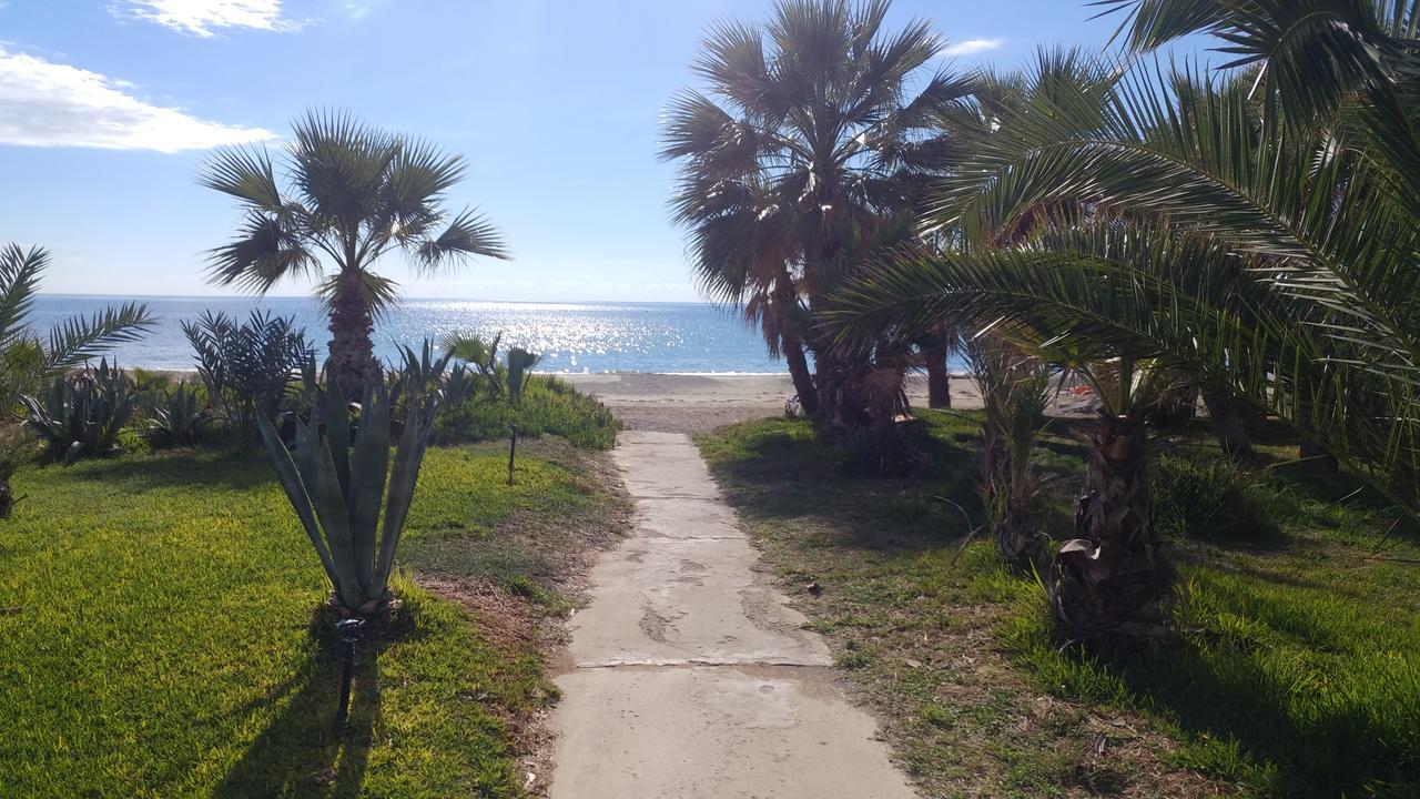 Sandy Beach Apartment 3 Voroklini Bagian luar foto